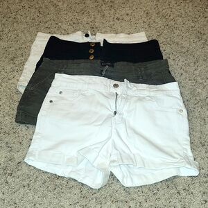 Womens shorts bundle size 8/9